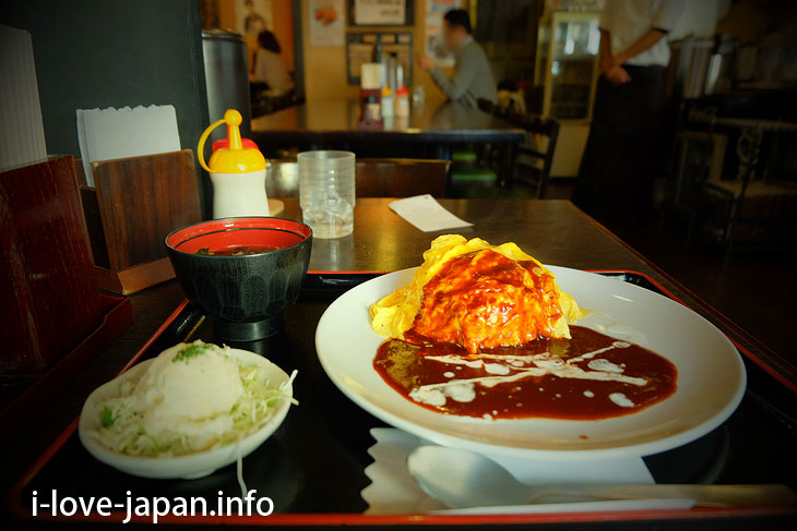 Omurice lunch at Tokyo chubou