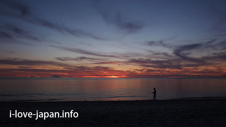Hanibu Coast（兼母海岸） sunset in Yoron Island
