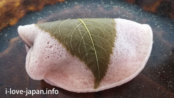 1.Japanese Sweets "Wagashi" in Spring
